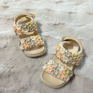 Zara Kids Flower Sandals US Size 23 used